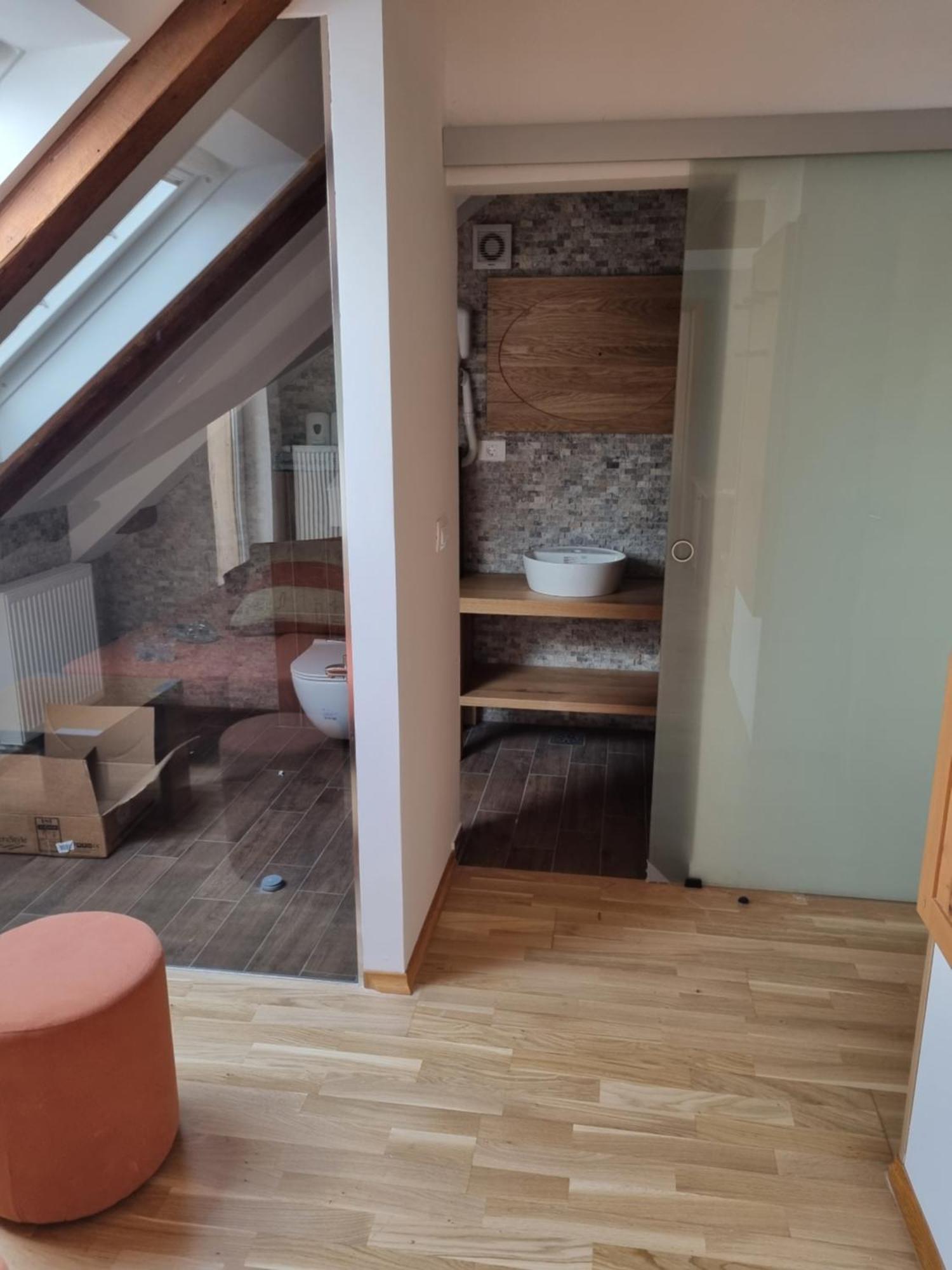 Art Hotel Kristal ボーヒニ エクステリア 写真